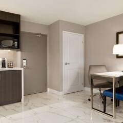 Отель Quality Suites Toronto Airport Канада, Торонто - отзывы, цены и фото номеров - забронировать отель Quality Suites Toronto Airport онлайн в номере