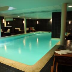 Best Western Amiral Hotel бассейн