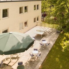 Отель Studentenhotel Hubertusallee бассейн