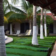 Hotel Plaza Almendros фото 3