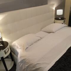 Отель Deluxe Rooms Италия, Рим - отзывы, цены и фото номеров - забронировать отель Deluxe Rooms онлайн комната для гостей фото 3
