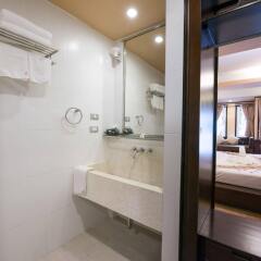 Отель Koh Tao Montra Resort Таиланд, Мэй-Хаад-Бэй - отзывы, цены и фото номеров - забронировать отель Koh Tao Montra Resort онлайн ванная