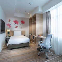 Отель Hilton Garden Inn Kuala Lumpur Jalan Tuanku Abdul Rahman South комната для гостей фото 3