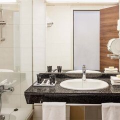 Aqua Hotel Aquamarina & Spa ванная фото 2