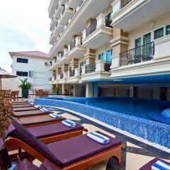 Отель Miracle Suite Таиланд, Паттайя - 1 отзыв об отеле, цены и фото номеров - забронировать отель Miracle Suite онлайн бассейн