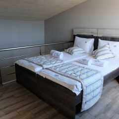 Апартаменты Paramithi Luxury Apartments комната для гостей фото 4