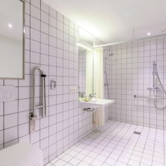 Отель Hilton Garden Inn Brussels City Centre Бельгия, Брюссель - 4 отзыва об отеле, цены и фото номеров - забронировать отель Hilton Garden Inn Brussels City Centre онлайн сауна