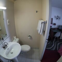Отель Marmotel Etoile Франция, Париж - отзывы, цены и фото номеров - забронировать отель Marmotel Etoile онлайн ванная фото 2