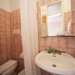 Hotel Aquila DOro ванная