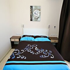 Отель Reno's Restaurant & Guesthouse Бирзеббуджа детские мероприятия