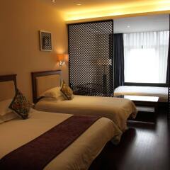 SSAW Boutique Hotel Shanghai Bund(Narada Boutique YuGarden) сейф в номере