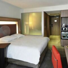 Отель Novotel Paris Gare De Lyon Франция, Париж - отзывы, цены и фото номеров - забронировать отель Novotel Paris Gare De Lyon онлайн удобства в номере фото 2