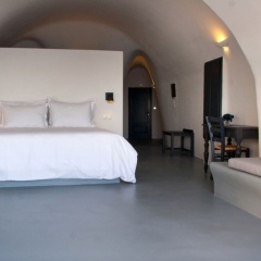 Отель Ambassador Santorini Luxury Villas & Suites комната для гостей фото 3
