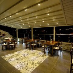 Отель Lodos Butik Otel Чешме гостиничный бар