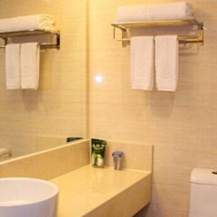 Vienna Hotel Dongguan Changping Avenue Дунгуань ванная фото 2