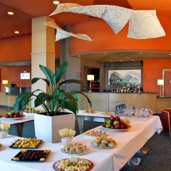 Отель Holiday Inn Express Ciudad de las Ciencias Испания, Валенсия - 1 отзыв об отеле, цены и фото номеров - забронировать отель Holiday Inn Express Ciudad de las Ciencias онлайн развлечения