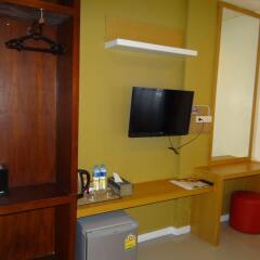 Dream Phuket Hotel сейф в номере