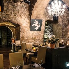 Old Town Square Hotel питание