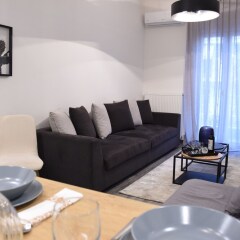 Отель Alpinia Deluxe Apt (Must) Греция, Салоники - отзывы, цены и фото номеров - забронировать отель Alpinia Deluxe Apt (Must) онлайн комната для гостей фото 3