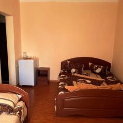 Гостиница Oganes Guesthouse комната для гостей фото 3