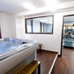 Отель Canal Suites Paris La Villette сауна