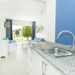 Отель Apartamentos Habitat в номере фото 2