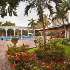El Cid Granada Hotel & Country Club- All Inclusive бассейн фото 2