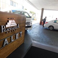 Hotel Palacio Azteca парковка