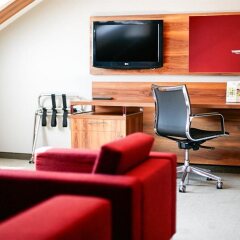 Отель Holiday Inn Krakow City Centre, an IHG Hotel Польша, Краков - 4 отзыва об отеле, цены и фото номеров - забронировать отель Holiday Inn Krakow City Centre, an IHG Hotel онлайн удобства в номере фото 2