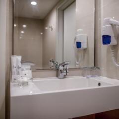Mandarin Hotel Managed by Centre Point 4* Номер Mandarin connected с различными типами кроватей фото 24