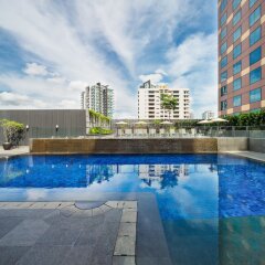 Отель Grand Mercure Singapore Roxy бассейн фото 3