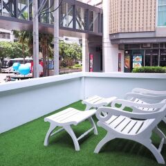 Esse Hostel Бангкок бассейн