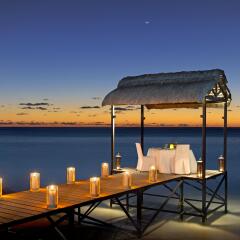 Отель The St. Regis Mauritius Resort пляж