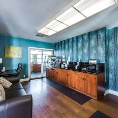 Отель Good Nite Inn West Los Angeles-Century City комната для гостей фото 5