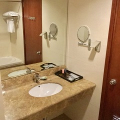 Muong Thanh Grand Ha Long Hotel ванная фото 2
