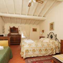 Отель Agriturismo Fattoria La Torre Реггелло комната для гостей фото 3