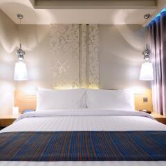 Отель Citrus Sukhumvit 13 by Compass Hospitality комната для гостей фото 5