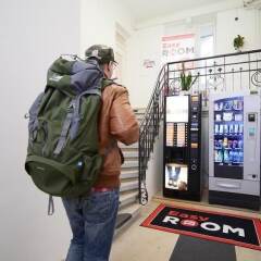 Отель Easy Room Hostel Vienna Австрия, Вена - отзывы, цены и фото номеров - забронировать отель Easy Room Hostel Vienna онлайн банкомат
