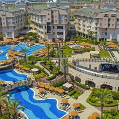 Novum Garden Side Hotel бассейн фото 3