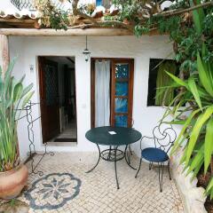 Отель Uma Casa à Beira Sol