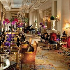 Отель Four Seasons George V Париж развлечения
