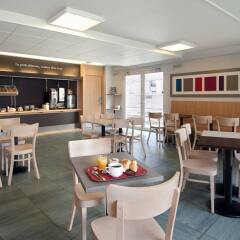 Отель B&B Hôtel LYON Centre Monplaisir Франция, Лион - отзывы, цены и фото номеров - забронировать отель B&B Hôtel LYON Centre Monplaisir онлайн гостиничный бар