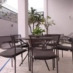 Отель Glenwood Suites