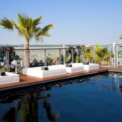 Отель Renaissance Barcelona Fira Оспиталет-де-Льобрегат с домашними животными