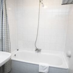 Отель Delta Hotel City Center Нидерланды, Амстердам - 3 отзыва об отеле, цены и фото номеров - забронировать отель Delta Hotel City Center онлайн ванная фото 2