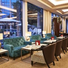Steigenberger Airport Hotel интерьер отеля