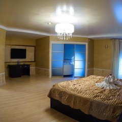 Гостиница Акварель в Оренбурге отзывы, цены и фото номеров - забронировать гостиницу Акварель онлайн Оренбург комната для гостей фото 2