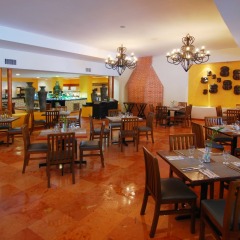 Отель Oasis Palm Hotel Мексика, Канкун - 9 отзывов об отеле, цены и фото номеров - забронировать отель Oasis Palm Hotel онлайн питание фото 2
