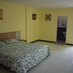ME Hostel комната для гостей