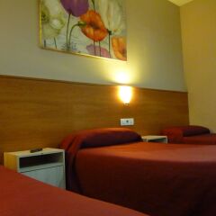 Отель Hostal Drassanes детские мероприятия фото 2